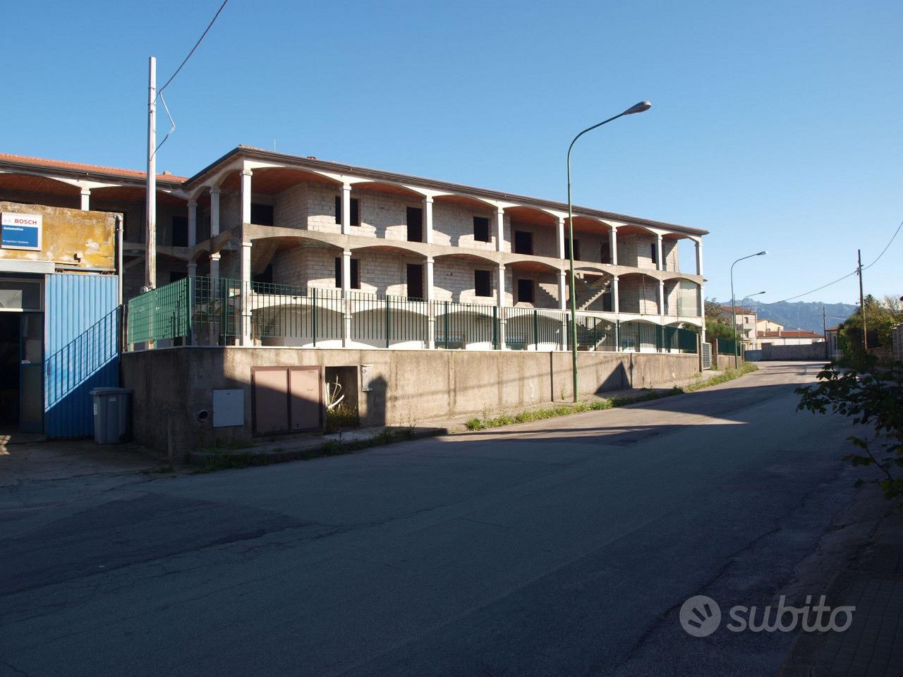 Negozio a Luras (SS) - Vista 4