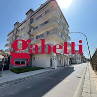 Negozio San Nicola la Strada [Cod. rif 3244291VCG]