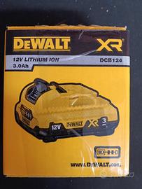 batteria dewalt 12V 3Ah nuova