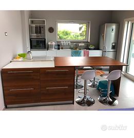 Cassettiera Tv o penisola noce canaletto 140x77/87