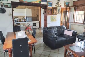 TAGLIO DI PO: Casa singola in campagna