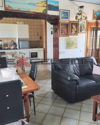 TAGLIO DI PO: Casa singola in campagna