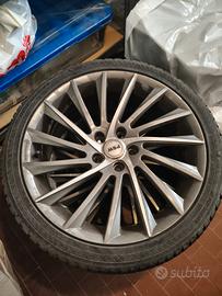 4 cerchi e gomme per Giulietta 