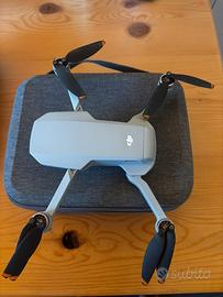 drone DJI Mini 2 SE