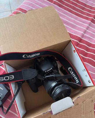 CANON EOS 1300D + Obiettivo CANON EF-S 18-55MM