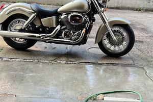 Honda shadow 750