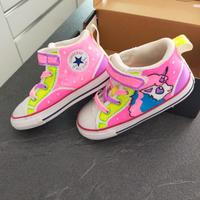 scarpe dipinte Pokemon cartoni