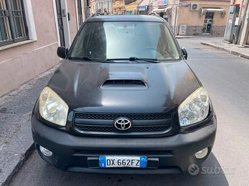 Toyota raw4 2004