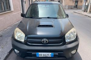 Toyota raw4 2004