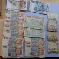 Lire in monete, banconote e gettoni telefonici 