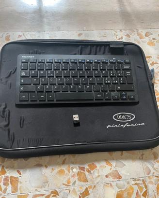 Tastiera wireless + Custodia Tablet Pininfarina