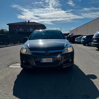 Opel astra 2010 benzina
