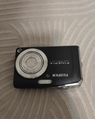 Fujifilm FinePix F50fd fotocamera compatta y2k