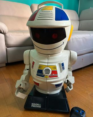 Emiglio Robot