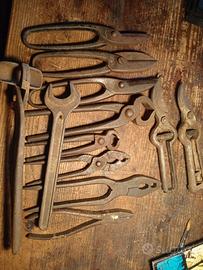 attrezzi antichi vecchi mestieri forgiati