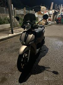 Parabrezza per liberty 50/125