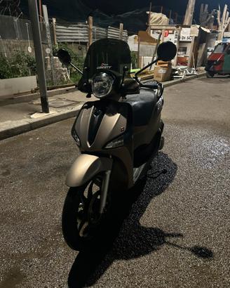 Parabrezza per liberty 50/125