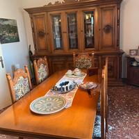 Sala da pranzo completa in legno massiccio