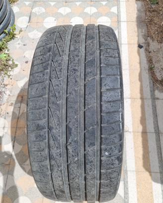 2 Gomme 235 45 R17 