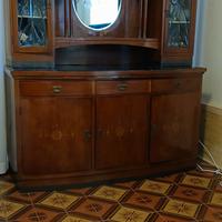 Mobile credenza con vetrina antico