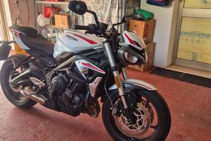 Triumph Street Triple S  – A2 – 2021 – 3.155 Km