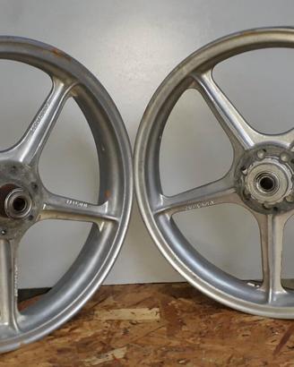 cerchi in magnesio CAMPAGNOLO MT 2.50X18