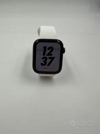 Apple Watch Series 5 Nike