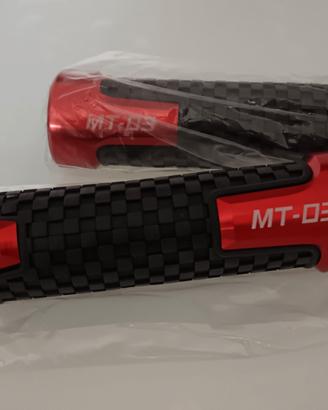 Manopole per Yamaha MT03 con Logo