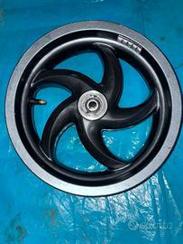 Cerchio anteriore gilera runner