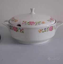 Zuppiera con manici e coperchio Sebring porcellana