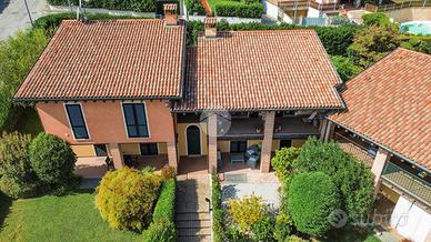 3 LOCALI A PROVAGLIO D'ISEO