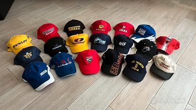 Cappellini sponsorizzati in blocco o singolarmente