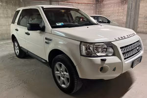 LAND ROVER FREELANDER 2.2 TD4 - 2010