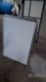 Cavalletto pubblicitario