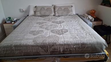 DIVANO LETTO CON MATERASSO ORTOPEDICO