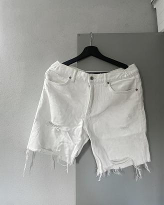 Pantaloncini di jeans con strappi bershka da uomo