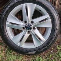 CERCHI GOLF 8  205/55 R16 + PENUMATICI ESTIVI