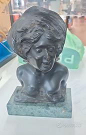 Busto femminile liberty