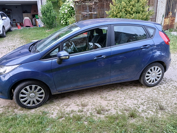 Ford fiesta 2009 benzina gpl