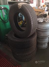 4 gomme invernali 225/70 r 16 pirelli