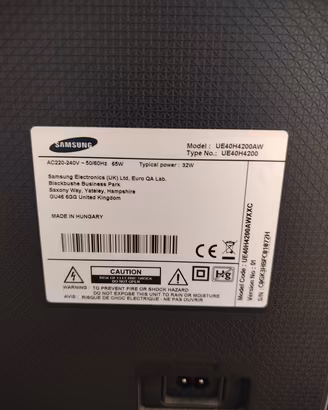 TV Samsung 40" 