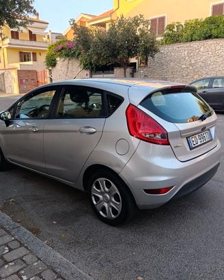 Ford Fiesta 1.4 Tdi 5 Porte