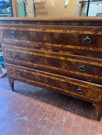 Cassettone canterano del 700