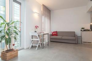 Monolocale luminoso vicino alla Cattolica da dic