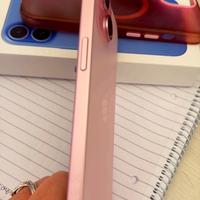 iPhone 15? rosa 256 con cover originale e caricab