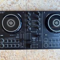 Pioneer DDJ200 console