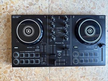 Pioneer DDJ200 console