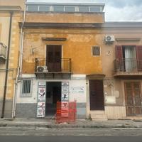 Accogliente 3 vani + terrazzo sovrastante