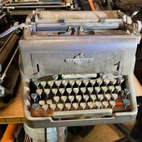 Macchina da scrivere Underwood