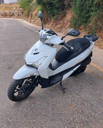 Scooter SYM HD 300